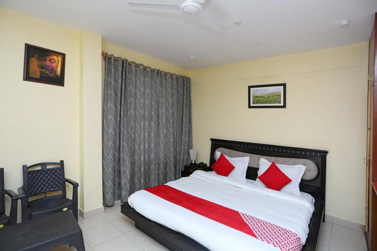 Oyo 35461 Deodar Villa Dharamshala Bagian luar foto