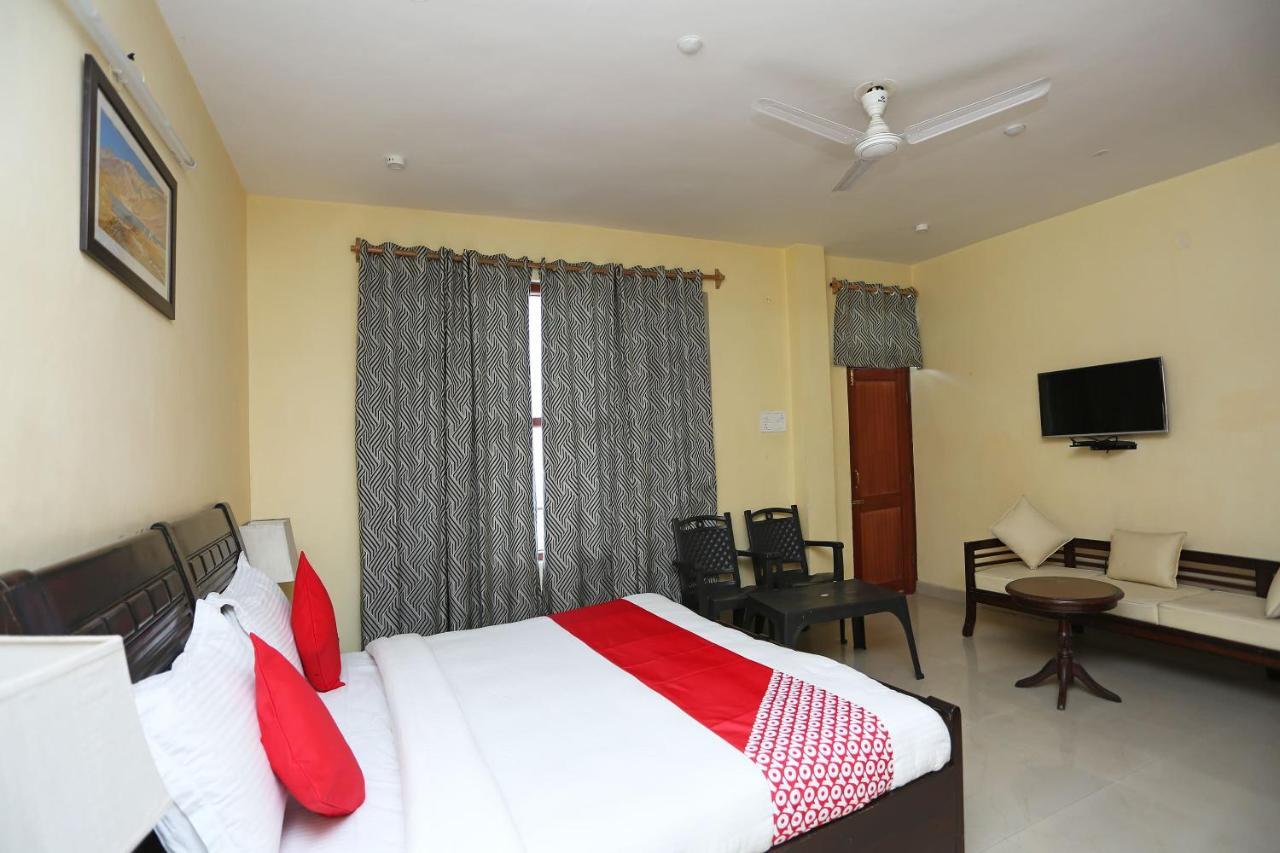 Oyo 35461 Deodar Villa Dharamshala Bagian luar foto